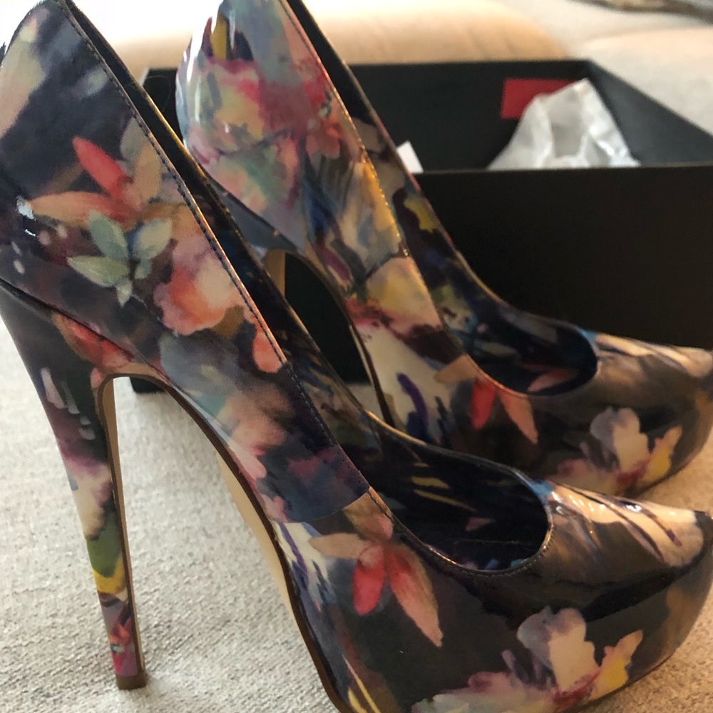 Madonna Truth or Dare heels.  Size 8.5